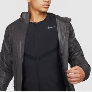 Nike Storm-FIT ADV Run Division Running Jacket DD6132-010 Size M